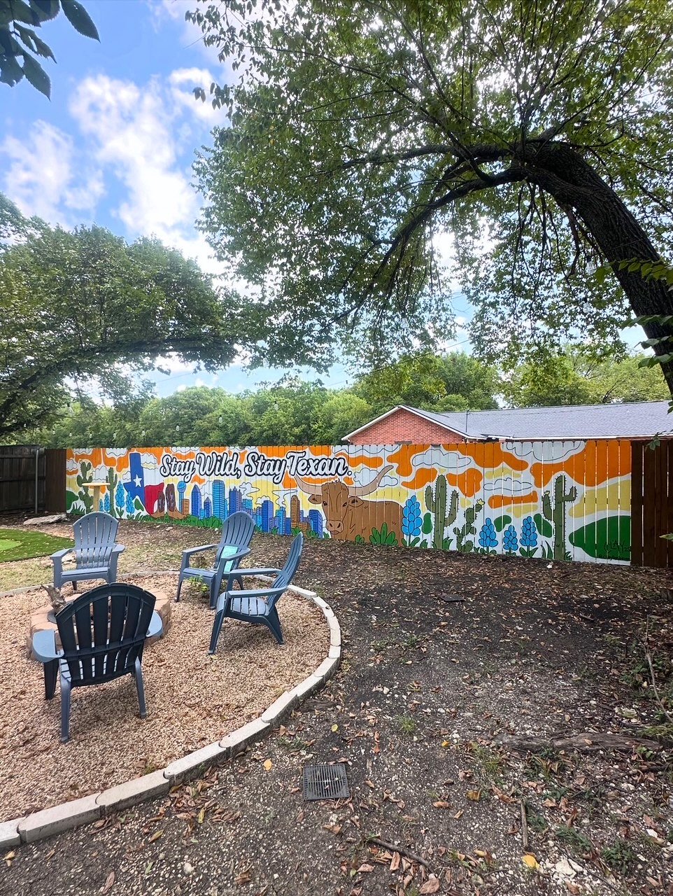 stay texan mural